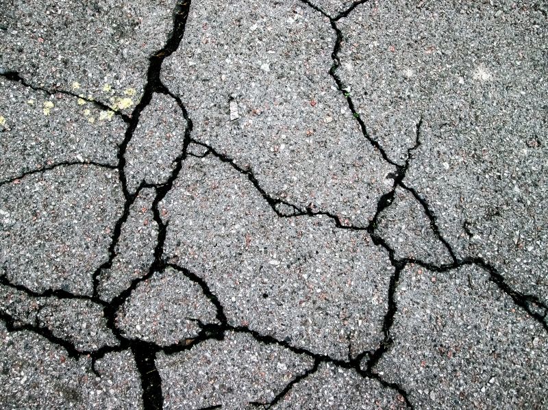 How Asphalt Sealing Protects Driveways